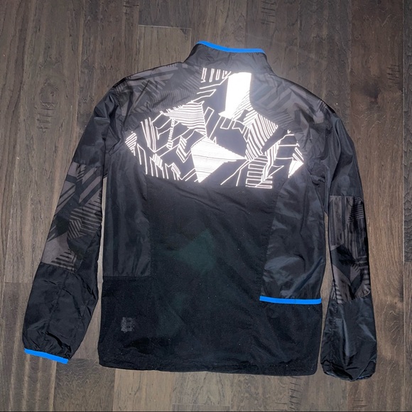 Under Armour Running Jacket - Picture 3 of 4